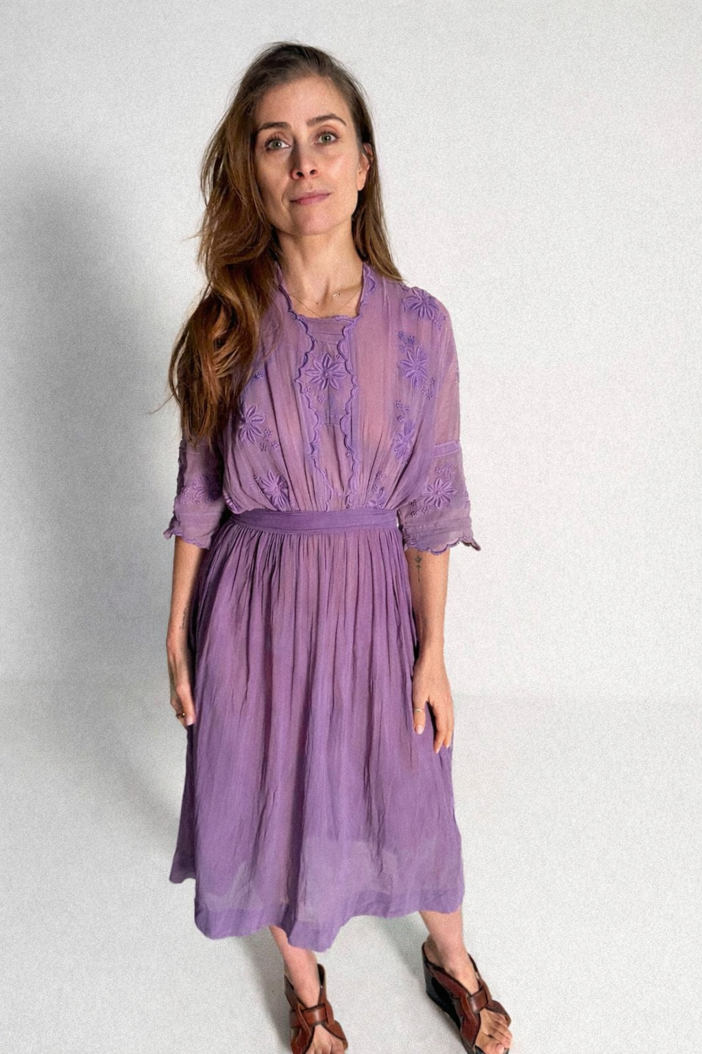 Originales Edwardianisches Kleid, in den 1970er Jahren lila gefärbt