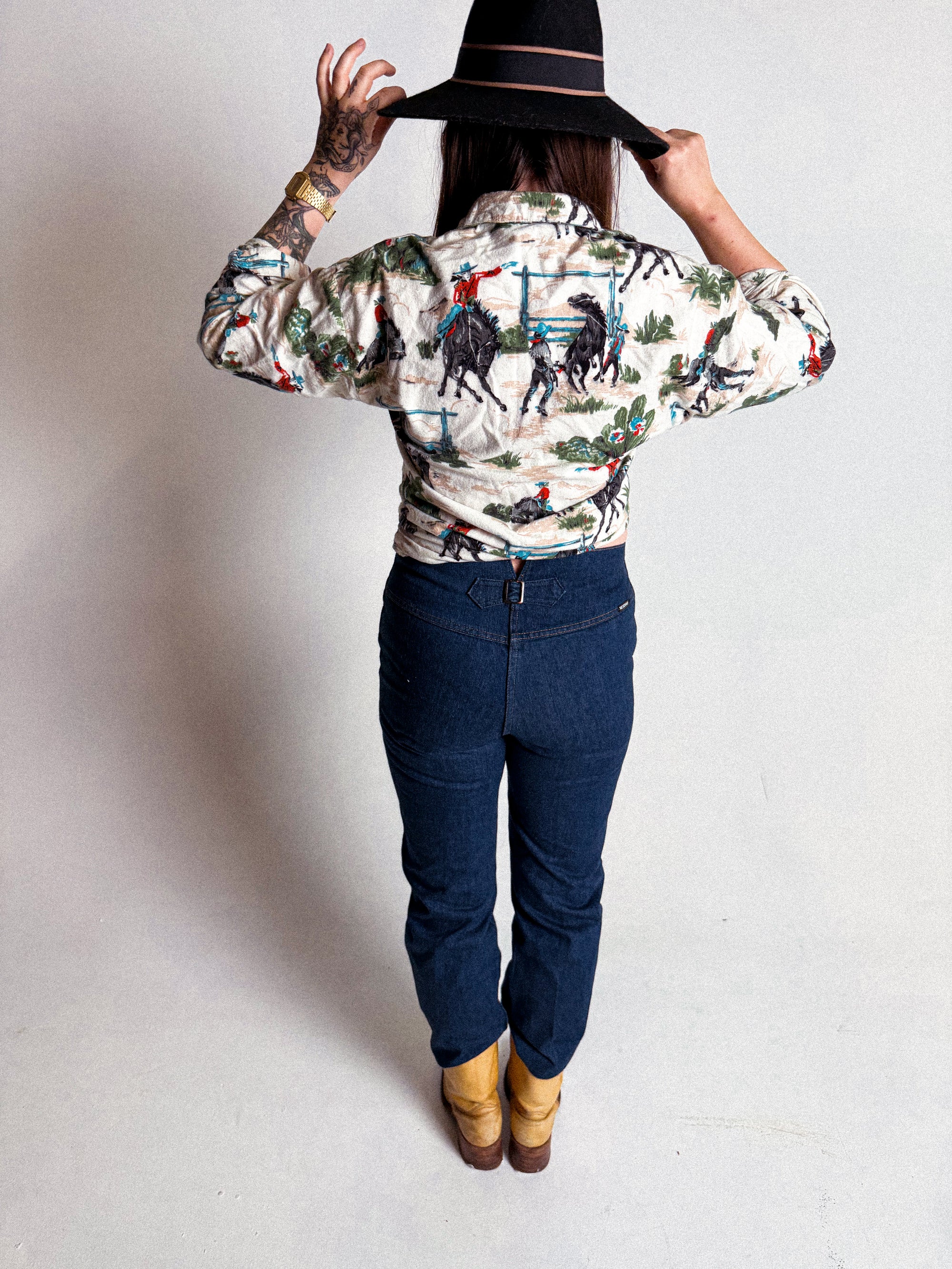 1960s Button-Through Flannel Novelty Shirt with Cowboy Print