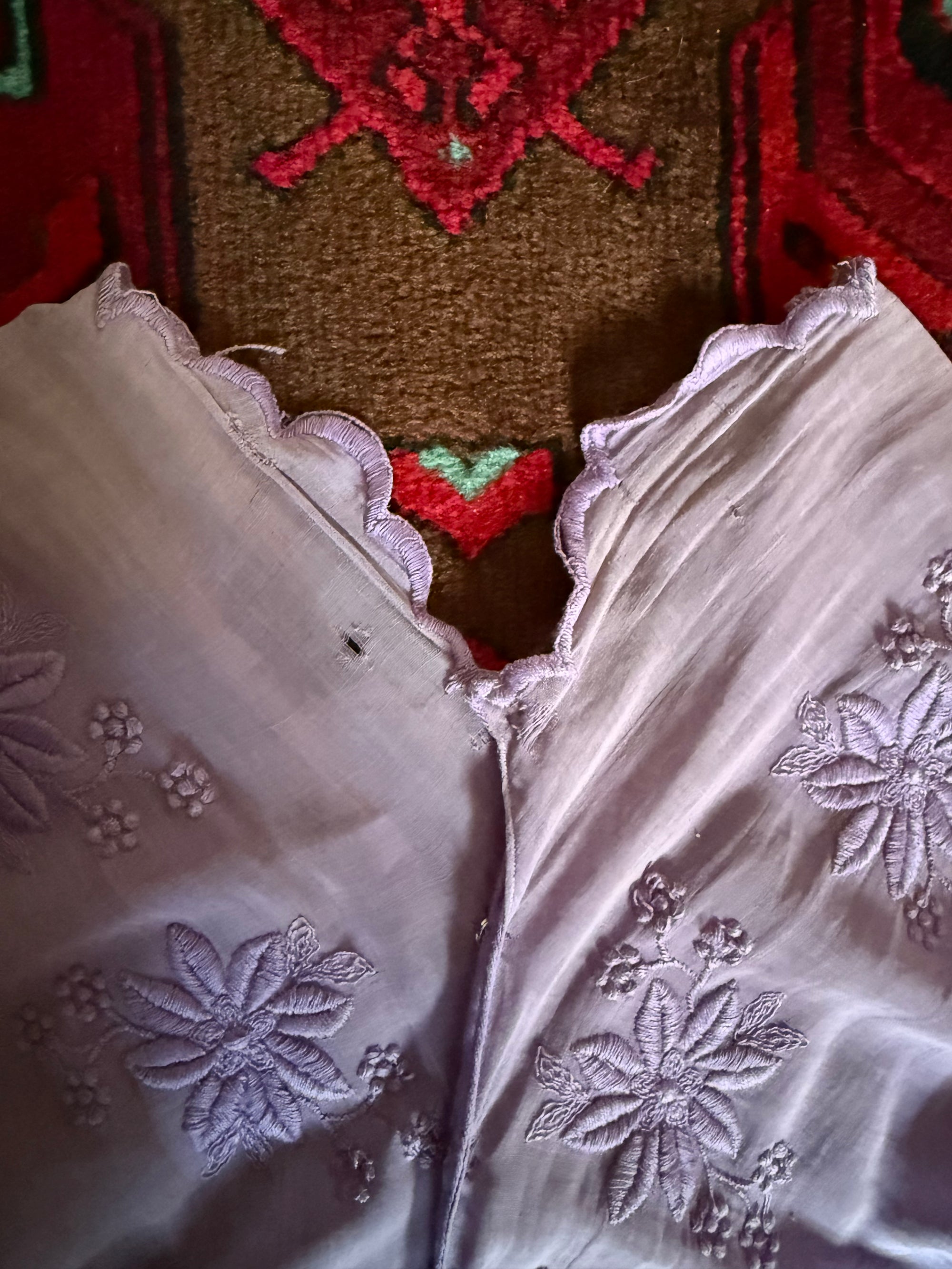 Originales Edwardianisches Kleid, in den 1970er Jahren lila gefärbt