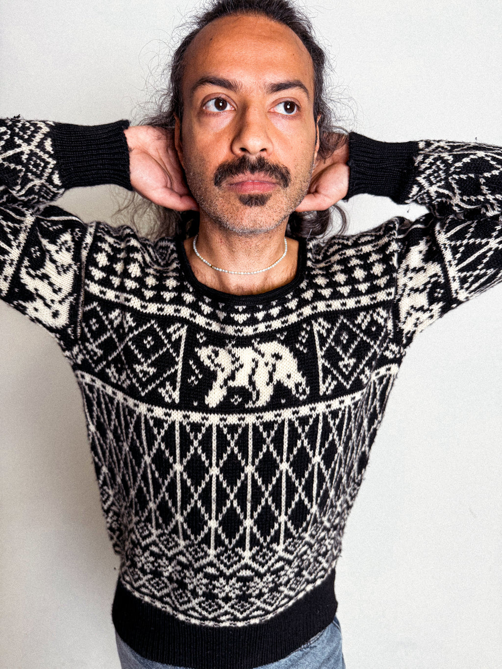 Dale of Norway Pullover aus 100% Wolle mit Eisbärenmotiv