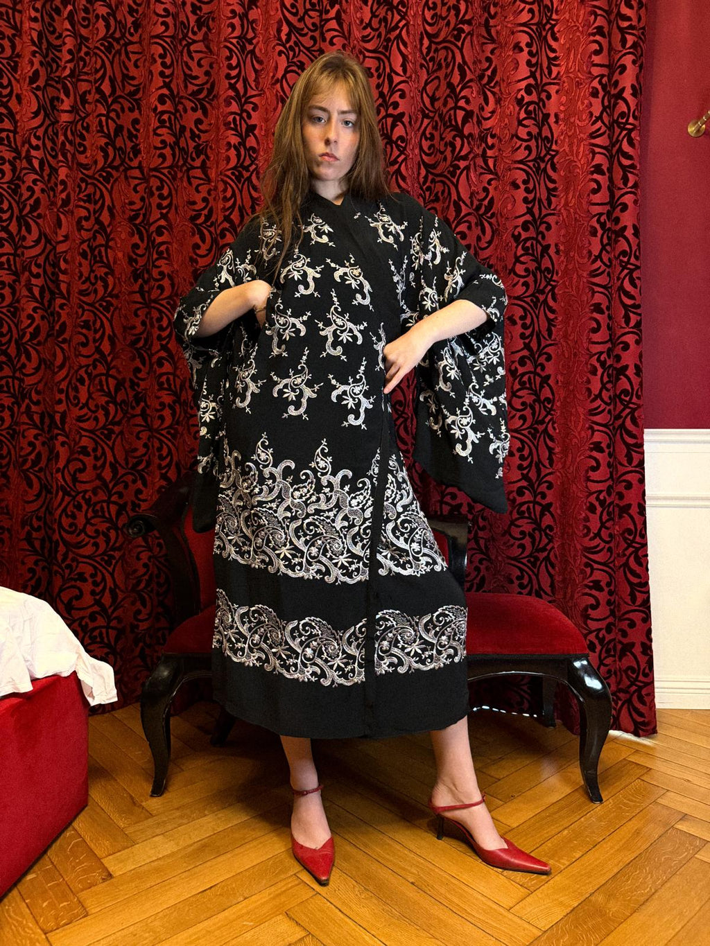 Antique 1920s/30s Embroidered Robe/Kimono