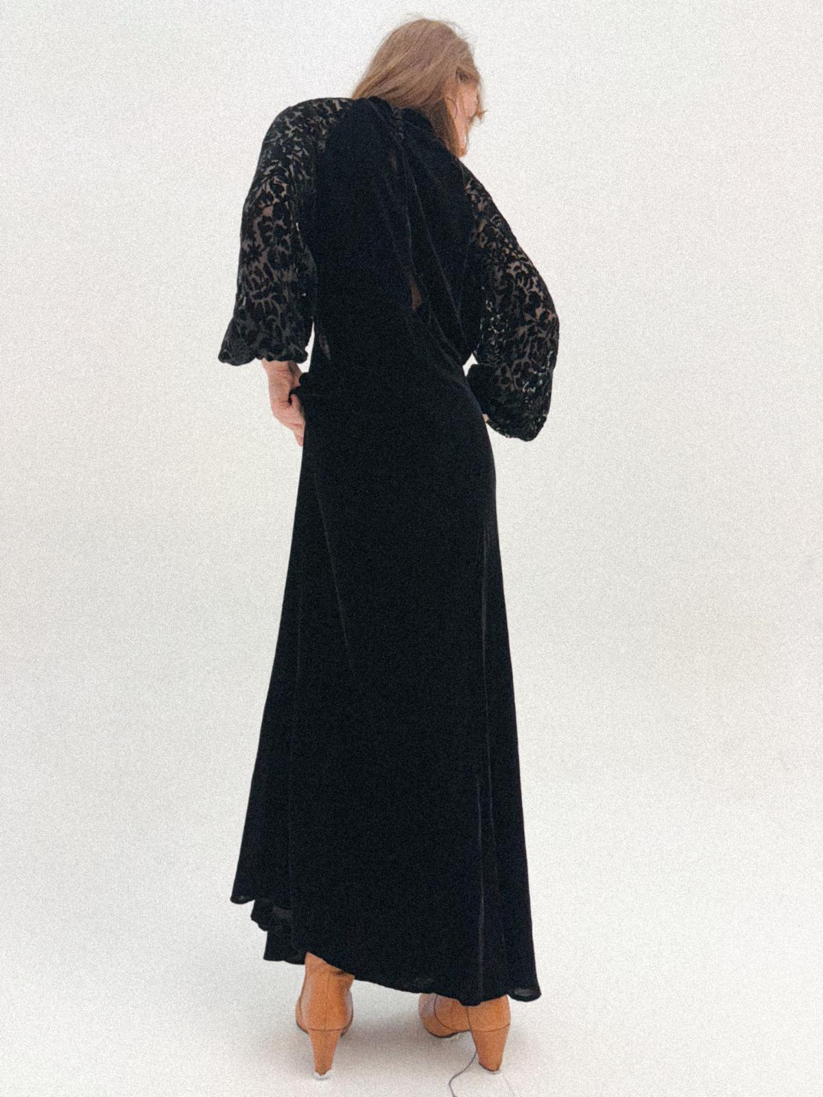 1930s Black Silk Velvet Bias-Cut Gown with Devoré Poet Sleeves