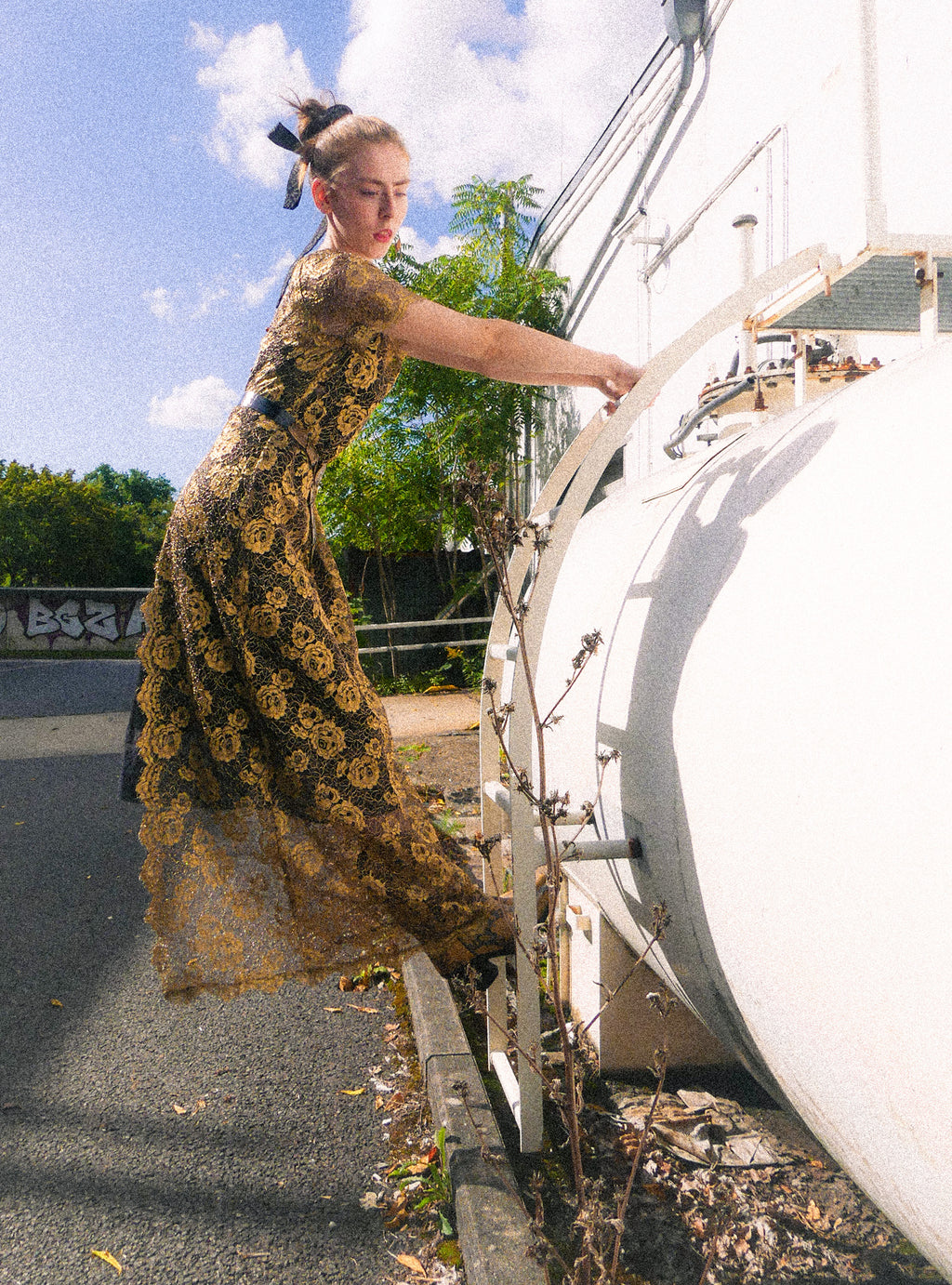 1930s Gold Lamé Lace Overdress