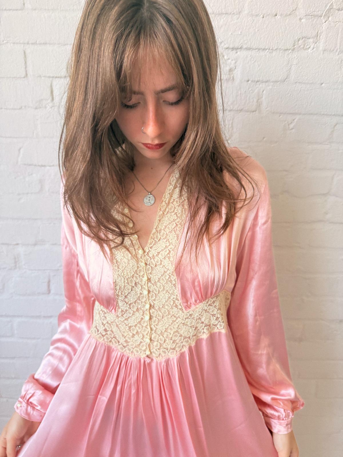 1930s Sik Satin and Lace Nightgown