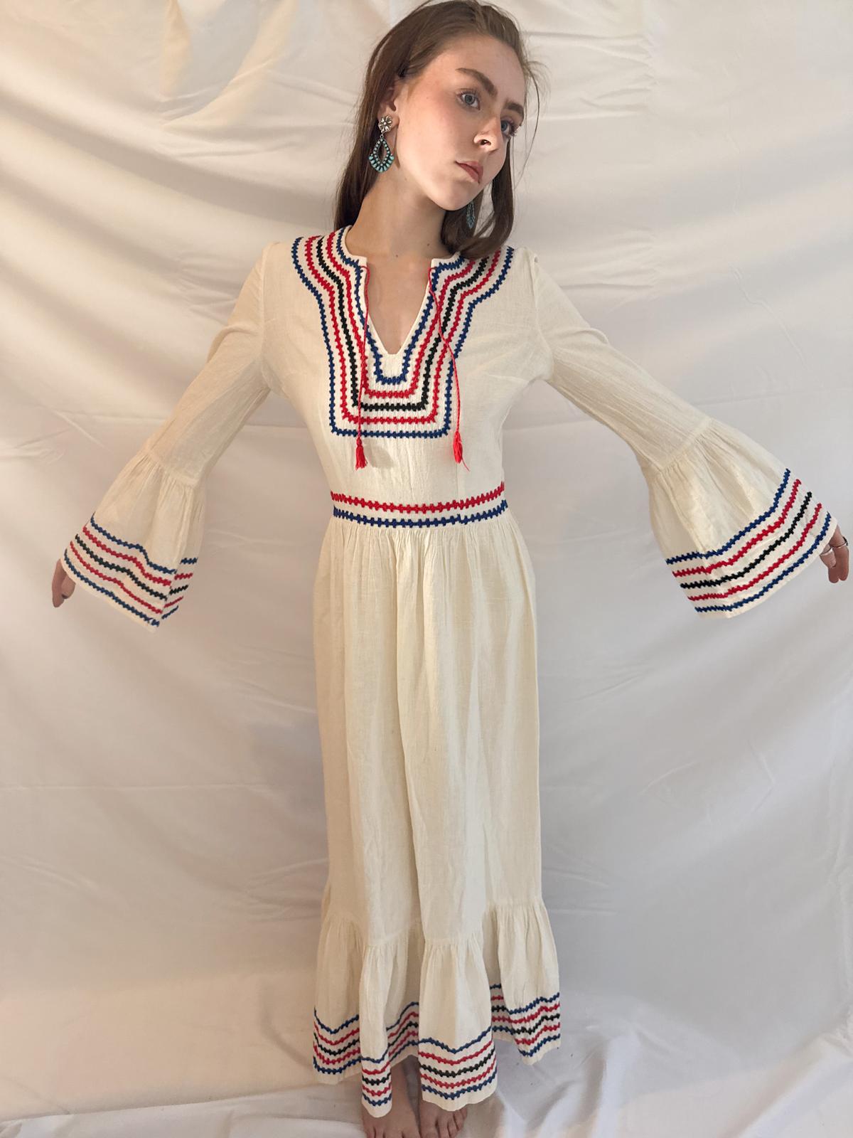 1970s Made in Pakistan Cheescloth Dress