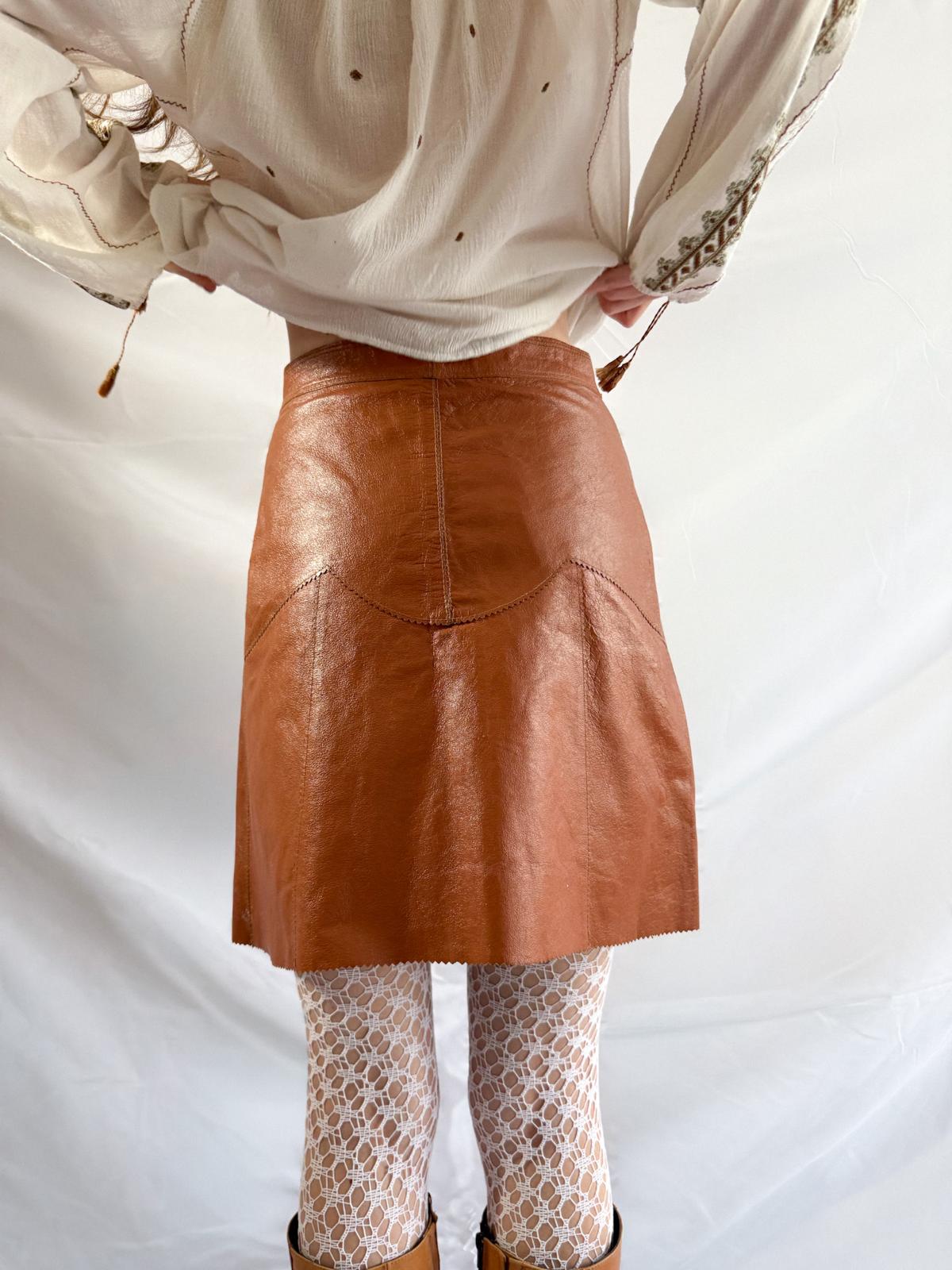 1970s Genuine Leather Mini Skirt – Caramel Brown Button Front Lambskin Skirt