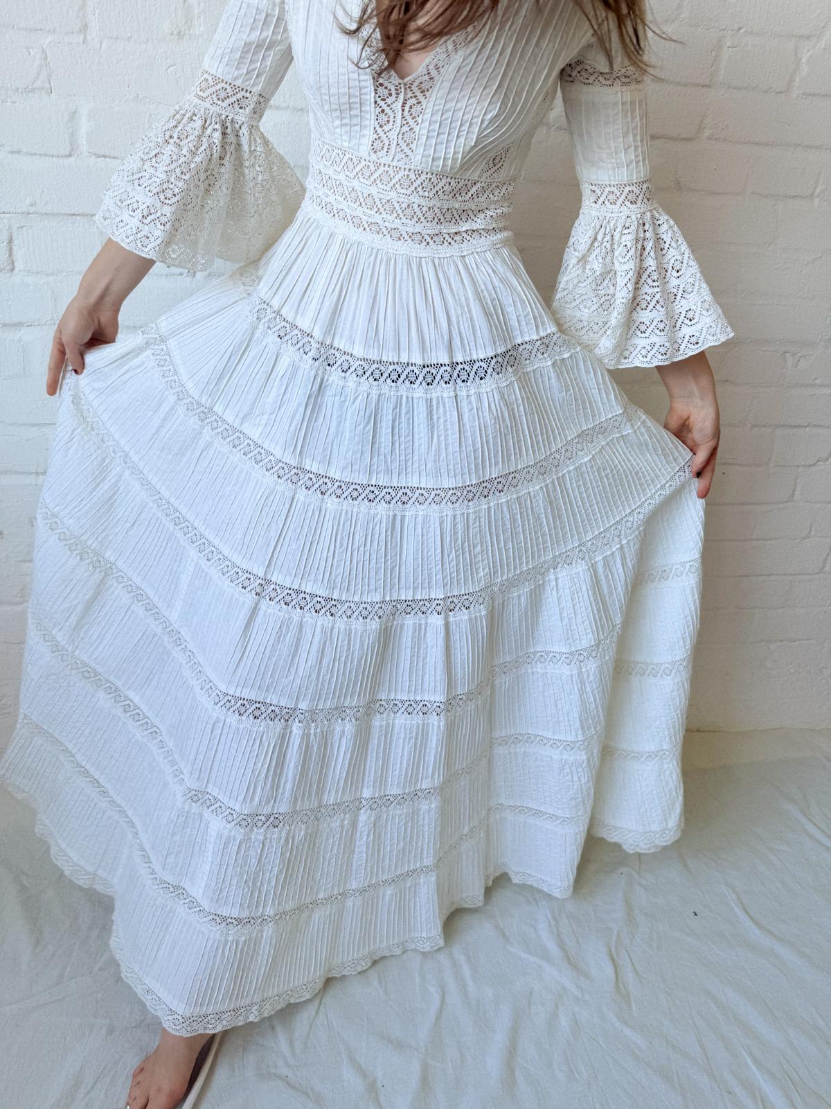1970s Mexican Cotton and Crochet Lace Dress