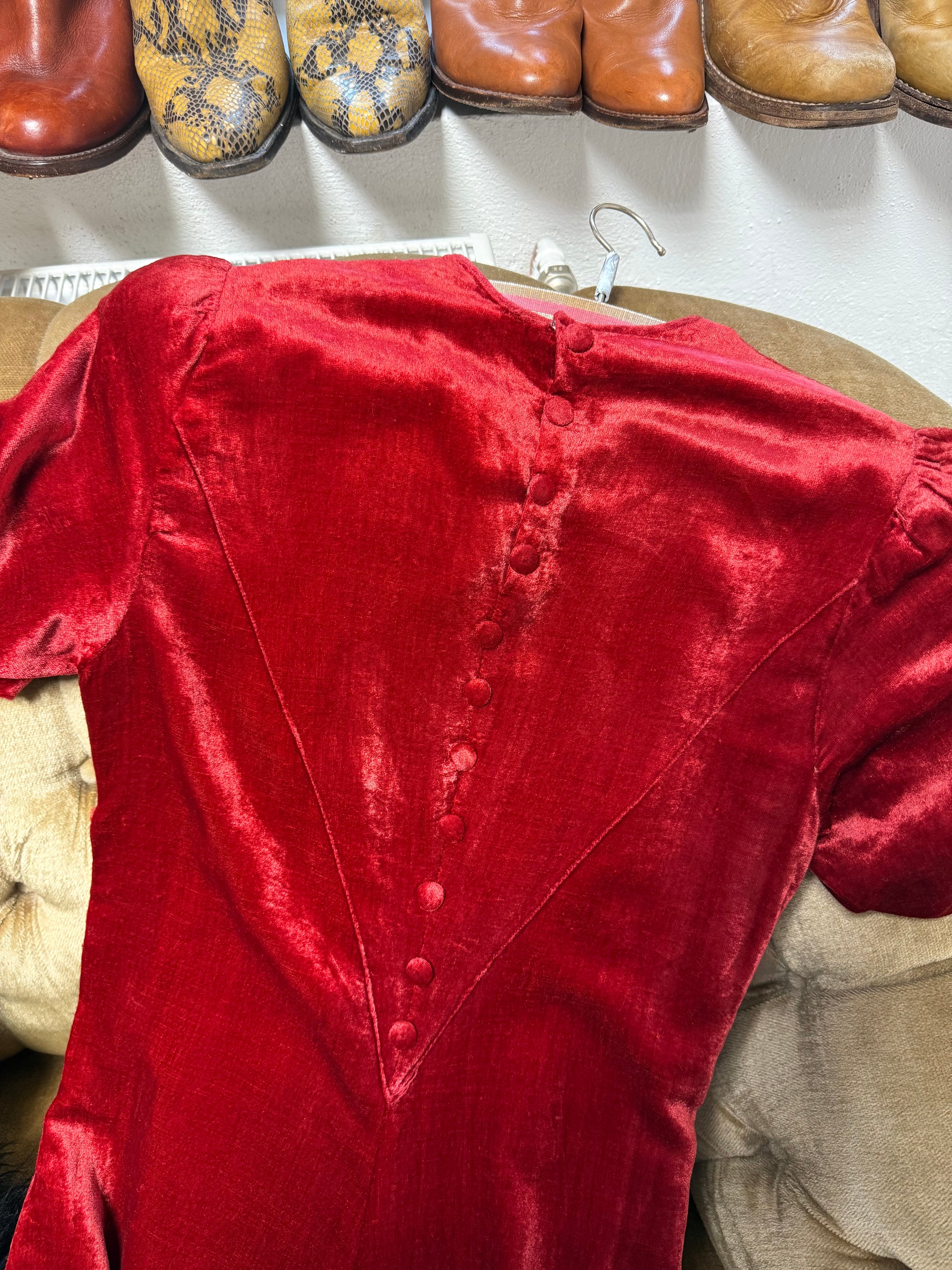 Crimson Silk velvet late 1930s / early 40s Button-Up Dress