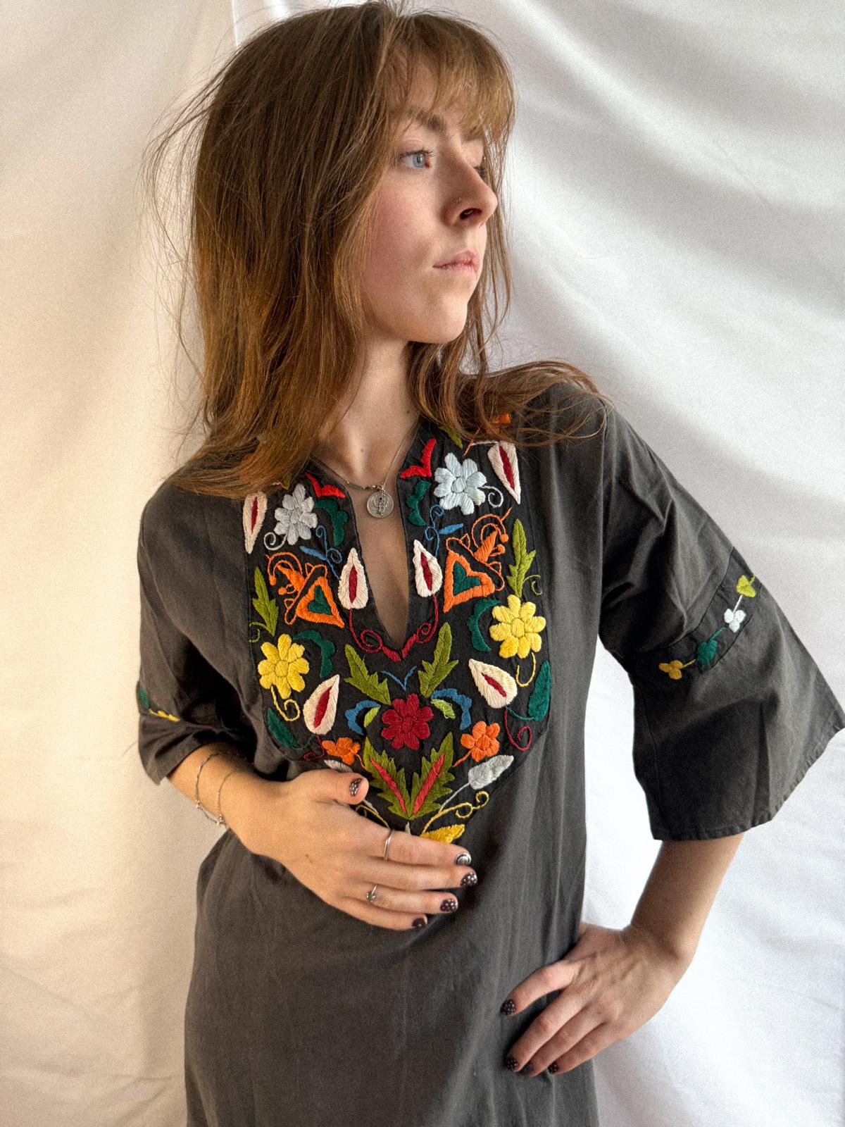 1970s Embroidered Indian Caftan