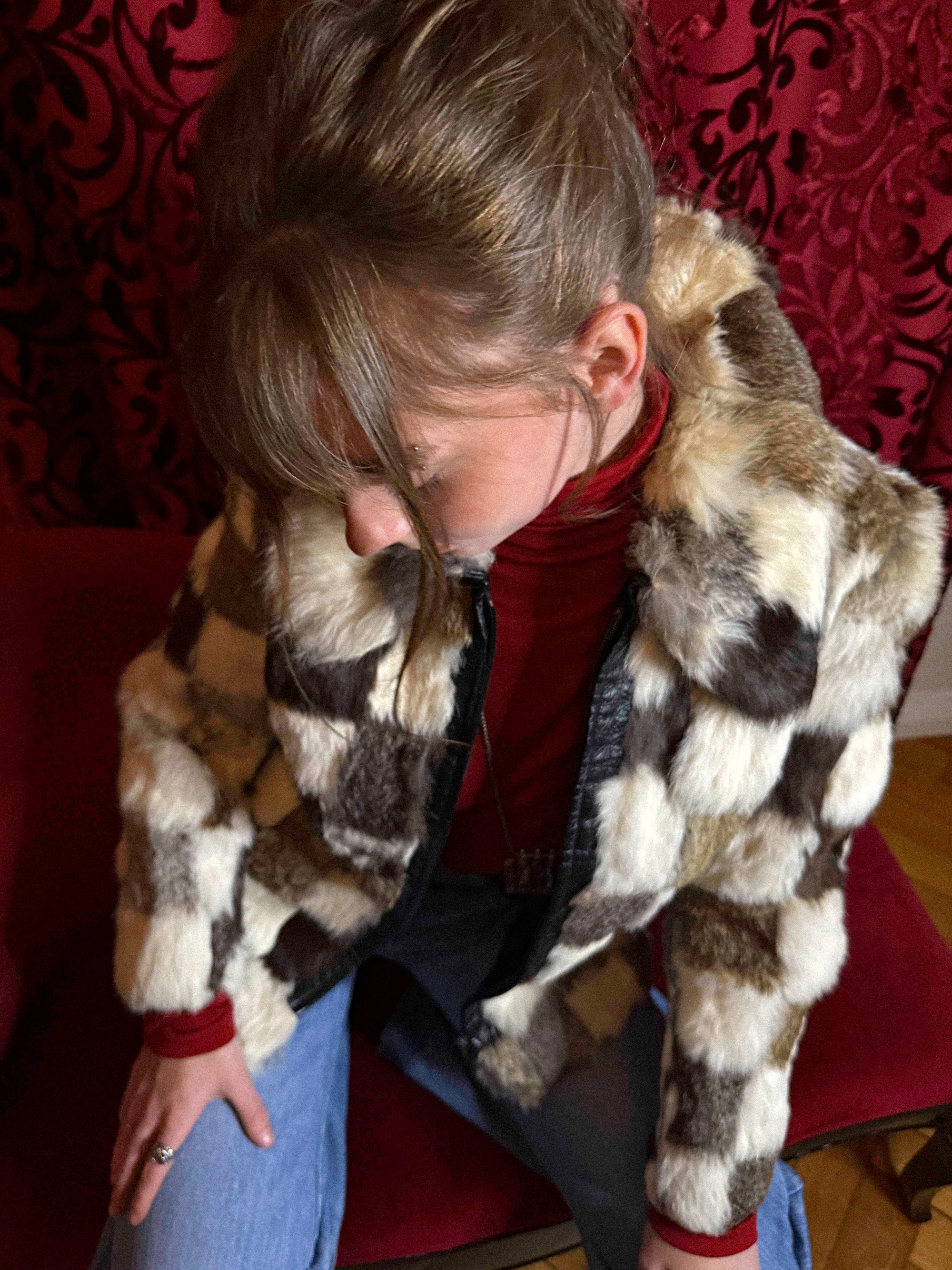 Patchwork-Jacke aus Pelz und Leder der 1970er Jahre – Schachbrettmuster mit Dolchkragen, Glam-Rock-Ikone