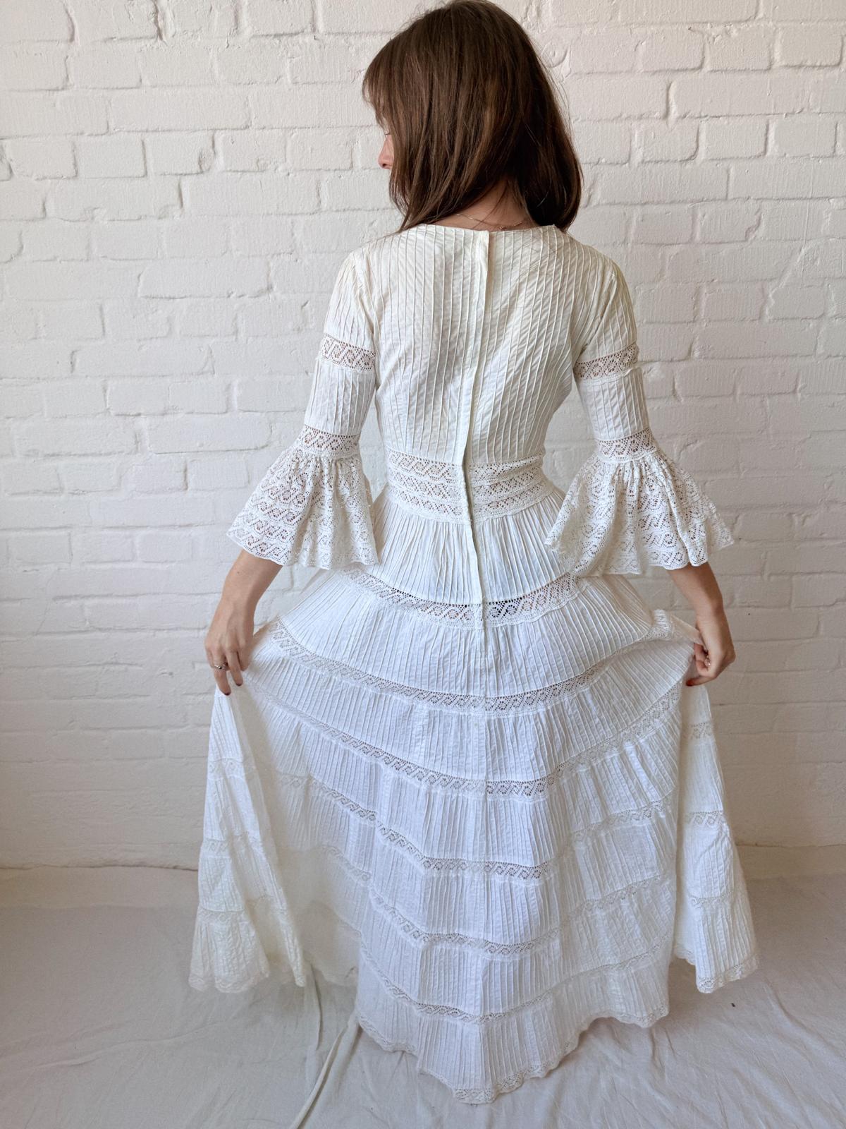 1970s Mexican Cotton and Crochet Lace Dress