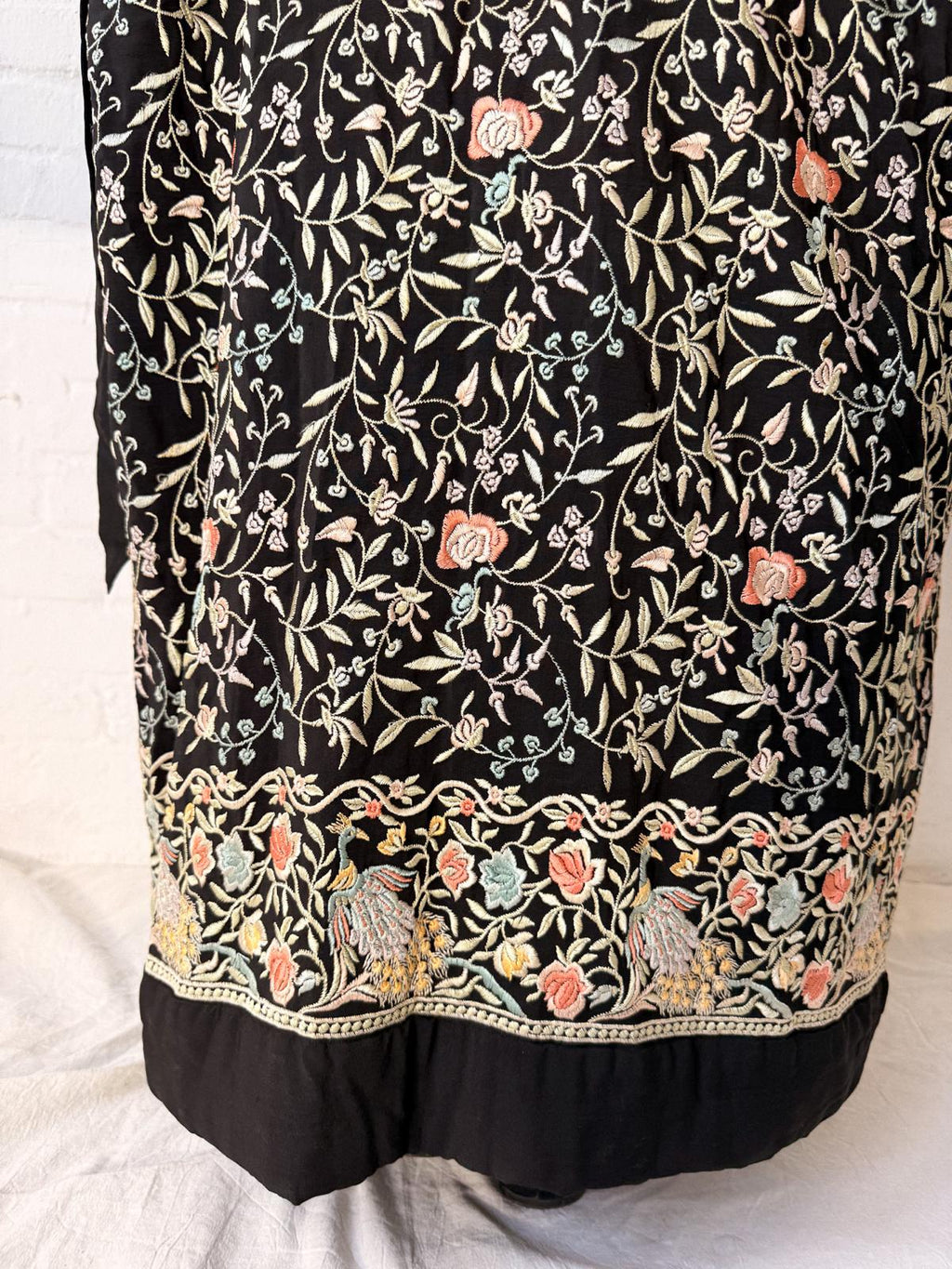 1920s Embroidered Peacock Hostess Kimono-Style Robe