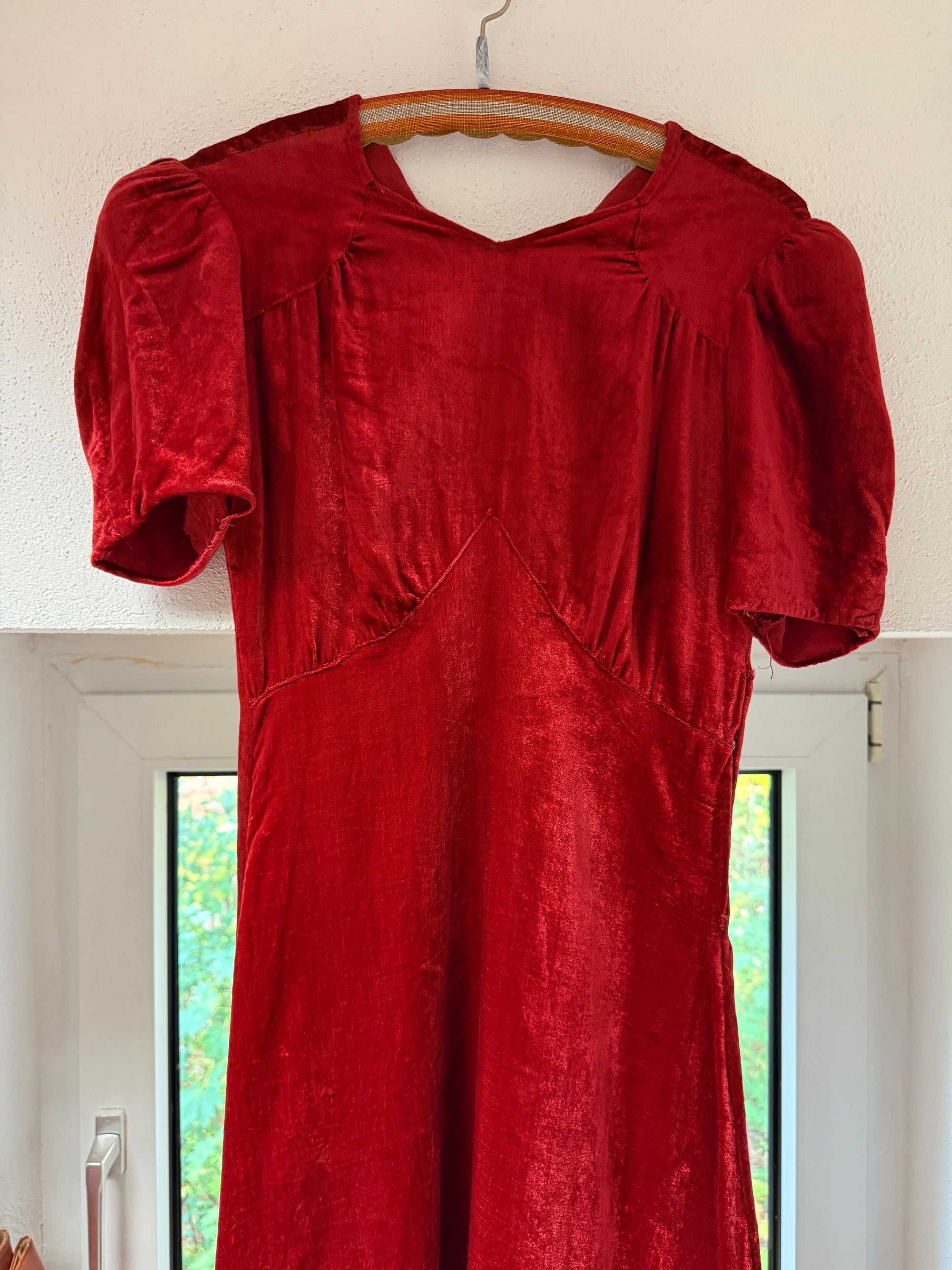 Crimson Silk velvet late 1930s / early 40s Button-Up Dress