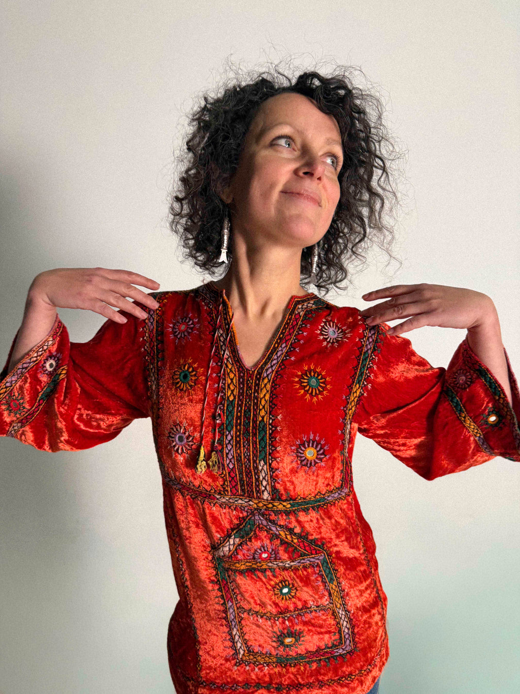 Samt-Tunika-Top aus der afghanischen Baluchi-Kultur der 1960er-70er Jahre