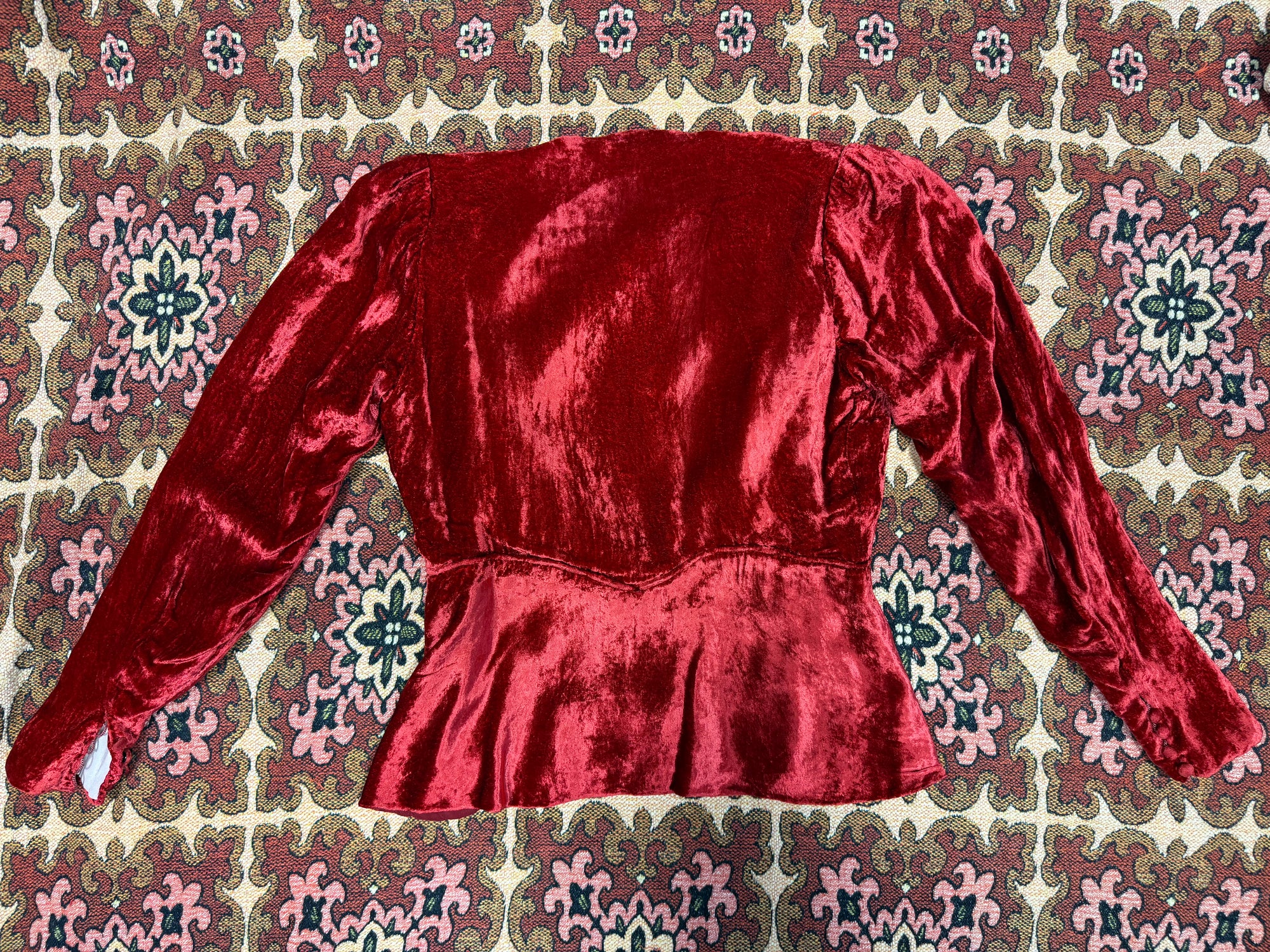 1930s Crimson Silk Velvet Jacket