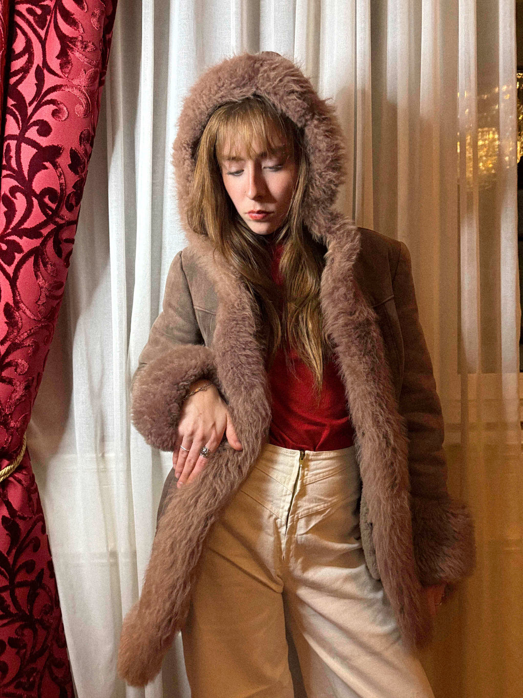 1970s Hooded Shearling Coat in Soft Chestnut / Mushroom Brown – Plush, Cuddly &amp; Exceptionally Warm