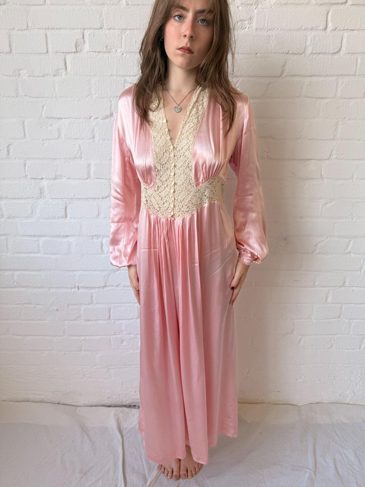 1930s Sik Satin and Lace Nightgown