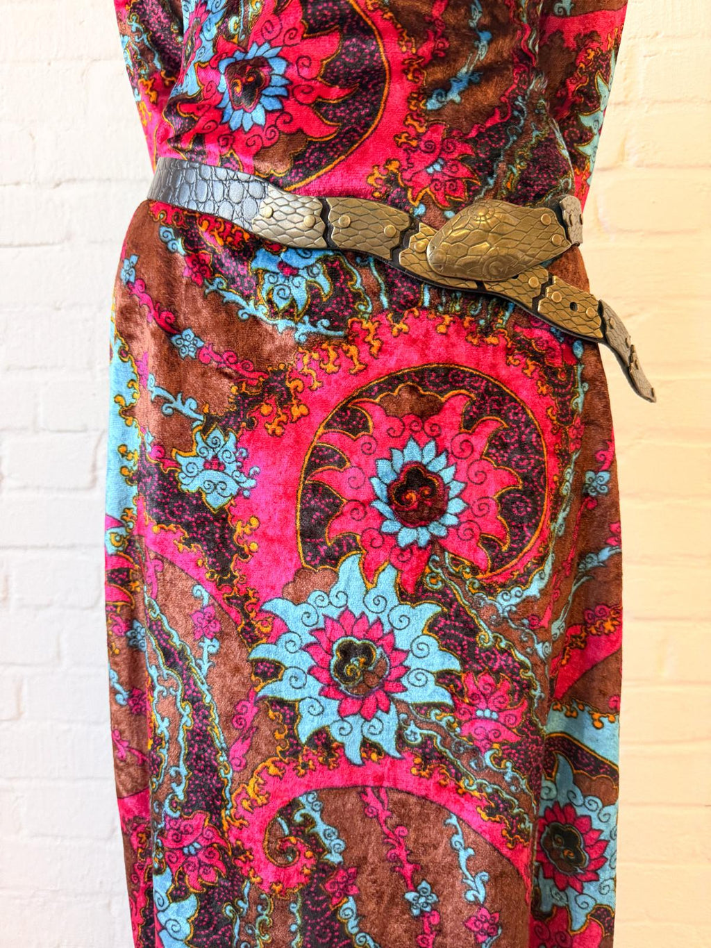 1970s Psychedelic Crushed Velvet Maxi Dress – Pink, Turquoise & Brown