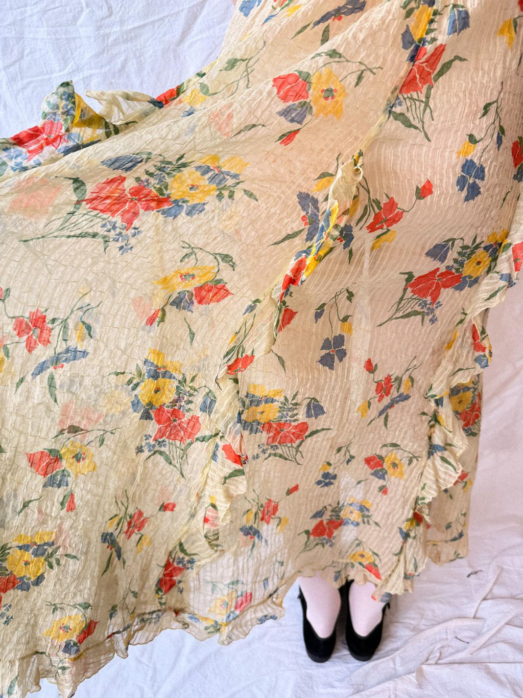 1930er halbdurchsichtiges Partykleid aus gekräuseltem Rayon-Taft
