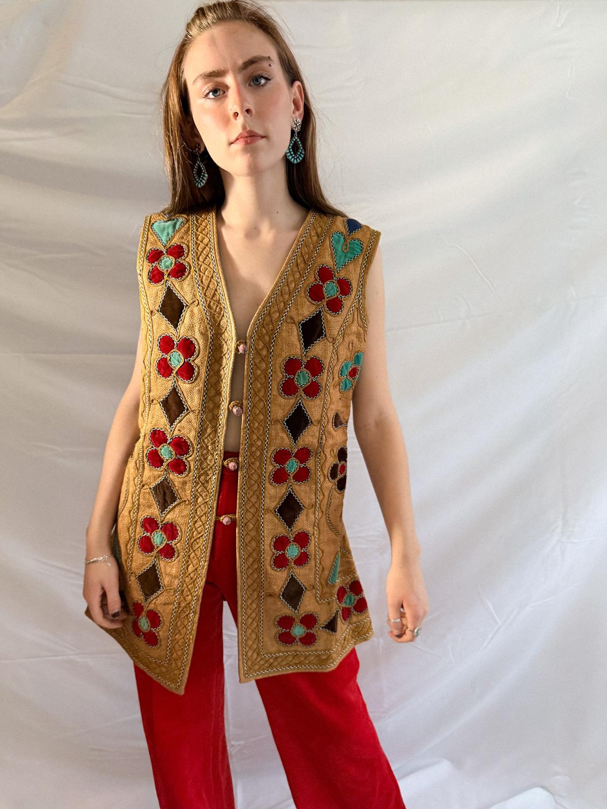 1960er afghanische Jute-Weste mit Stickerei und aufwendiger Samt-Intarsie