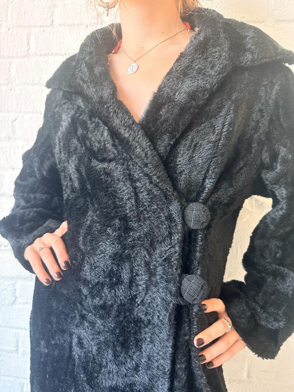 1920s French Black Plush Velvet Cocoon Coat – L. Musseau, Blois