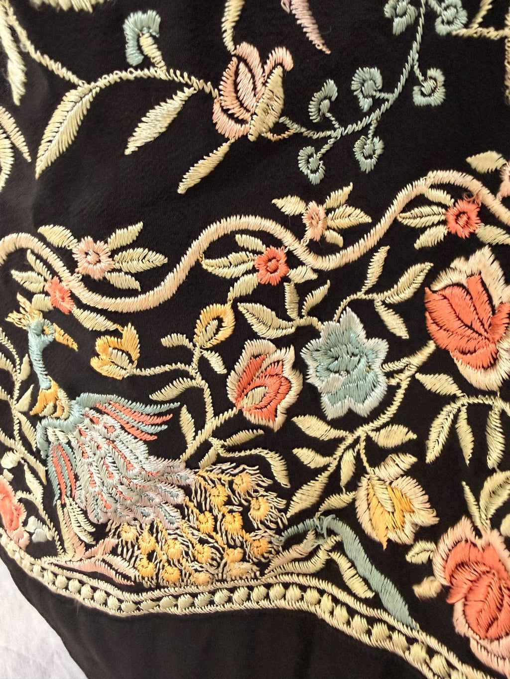 1920s Embroidered Peacock Hostess Kimono-Style Robe