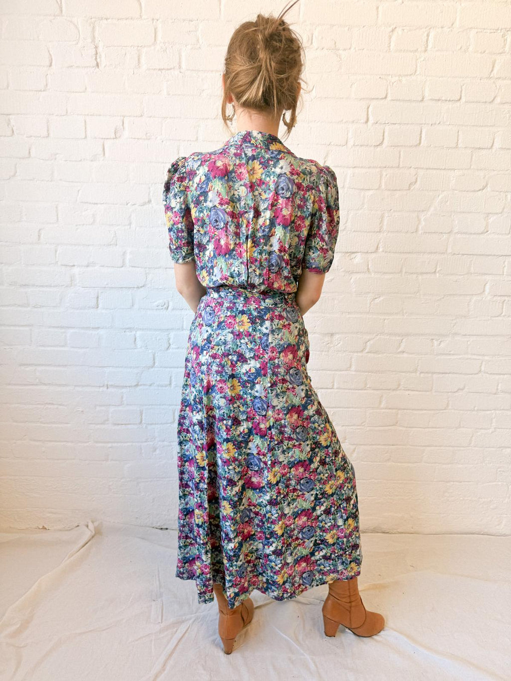 Rare 1940s Cotton Floral Maxi House / Tea Dress with Bakelite Buttons
