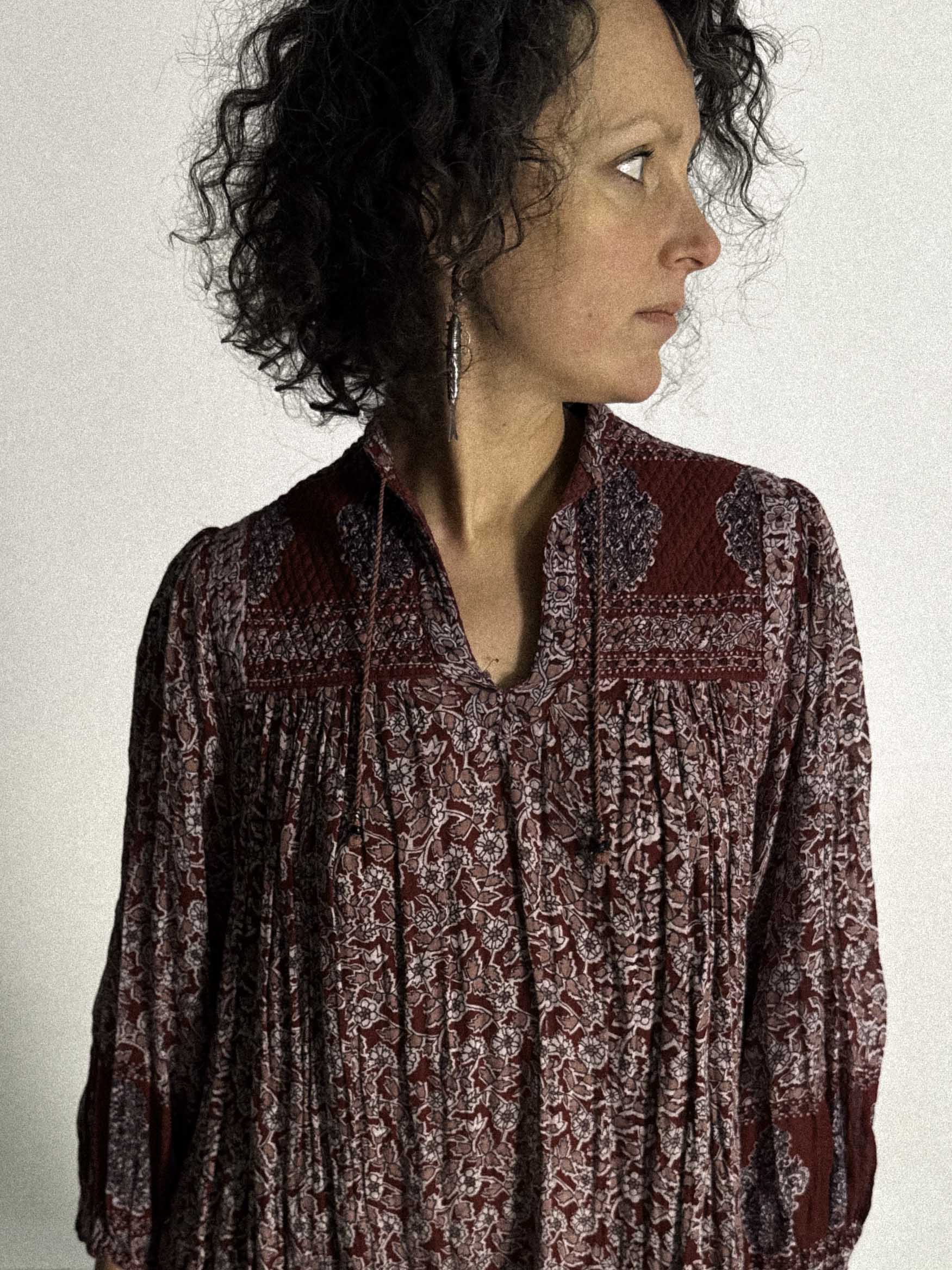 Rotes indisches Baumwollgaze-Kleid aus den 1970er-Jahren von Wings mit gesteppter Passe