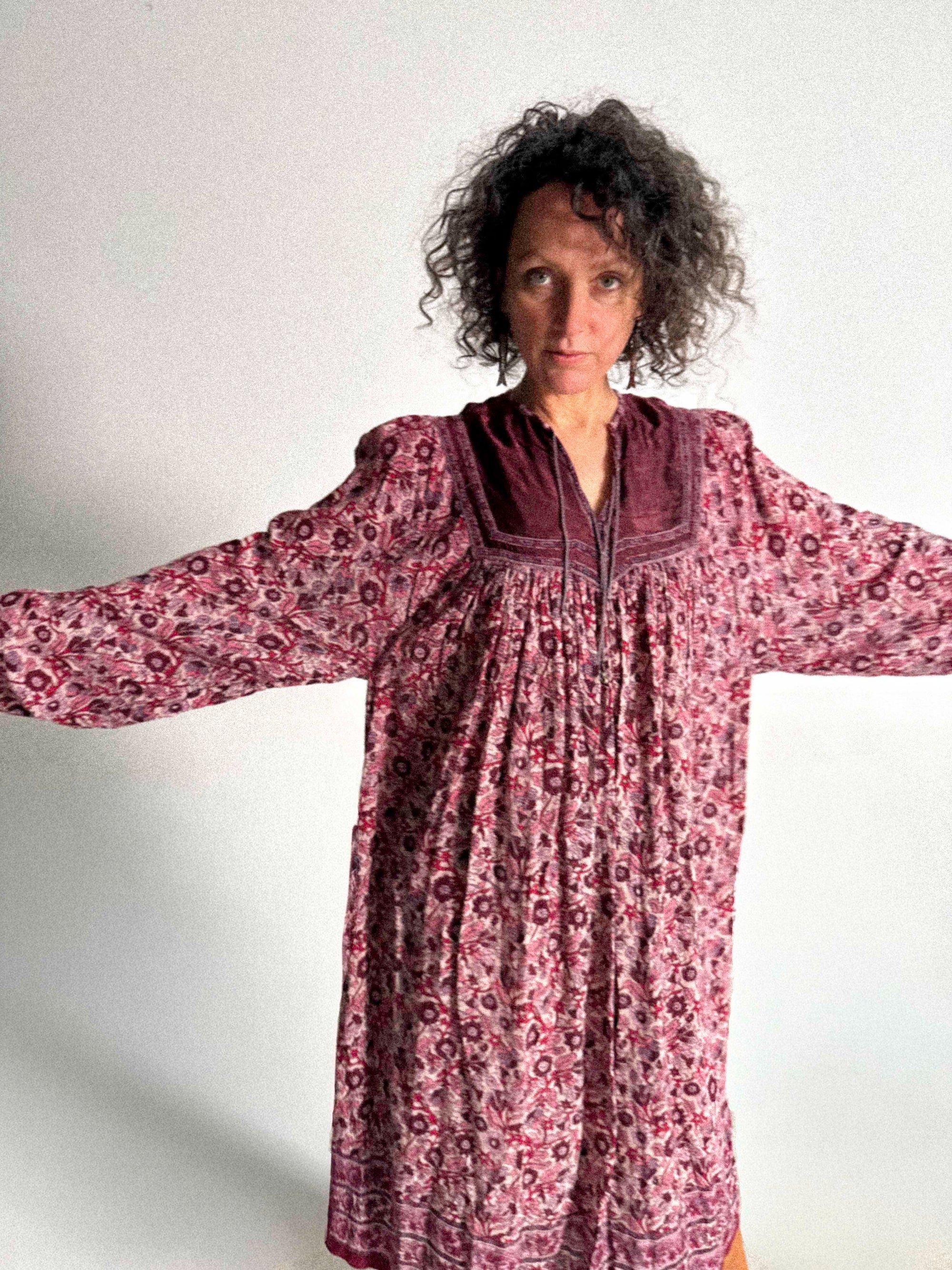 Baumwollgaze-Kleid aus den 1970er Jahren