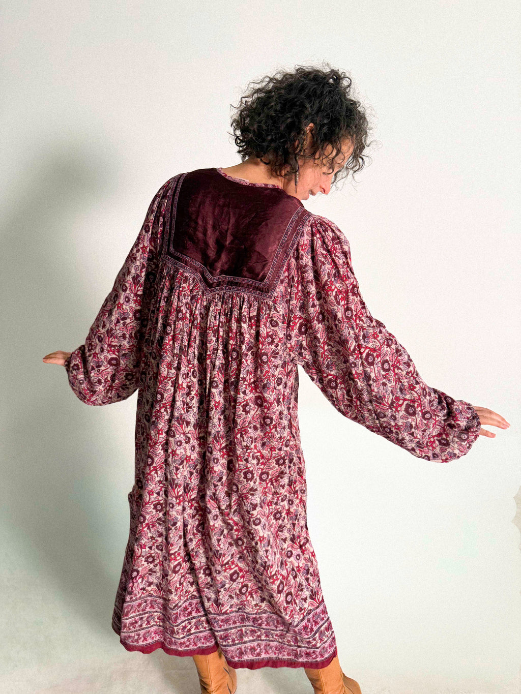 Baumwollgaze-Kleid aus den 1970er Jahren