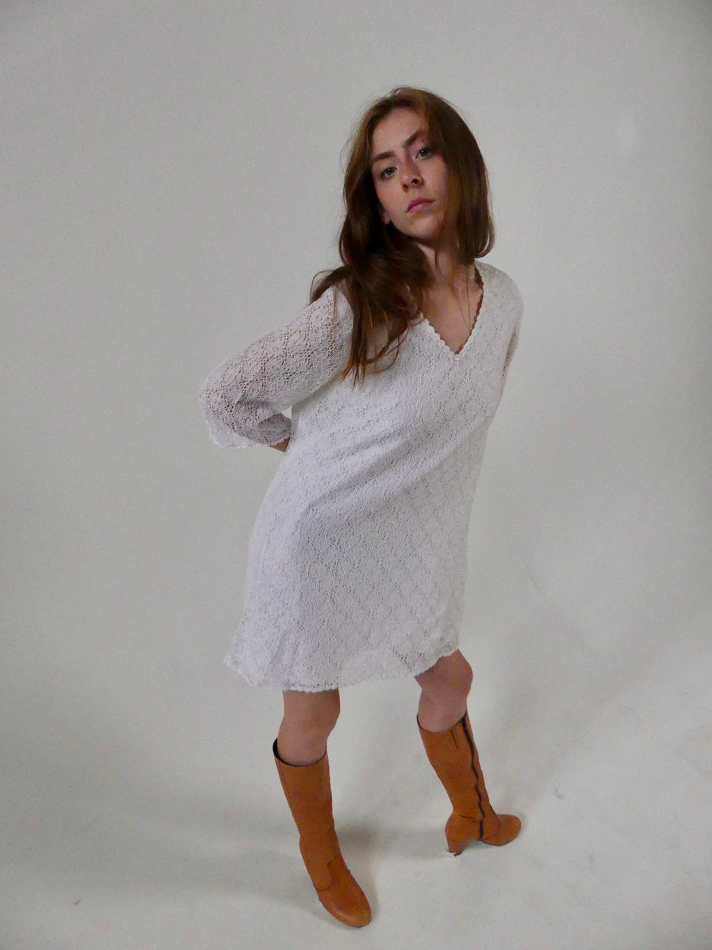 1960s White Lace Mini dress with Daisy Trimmings