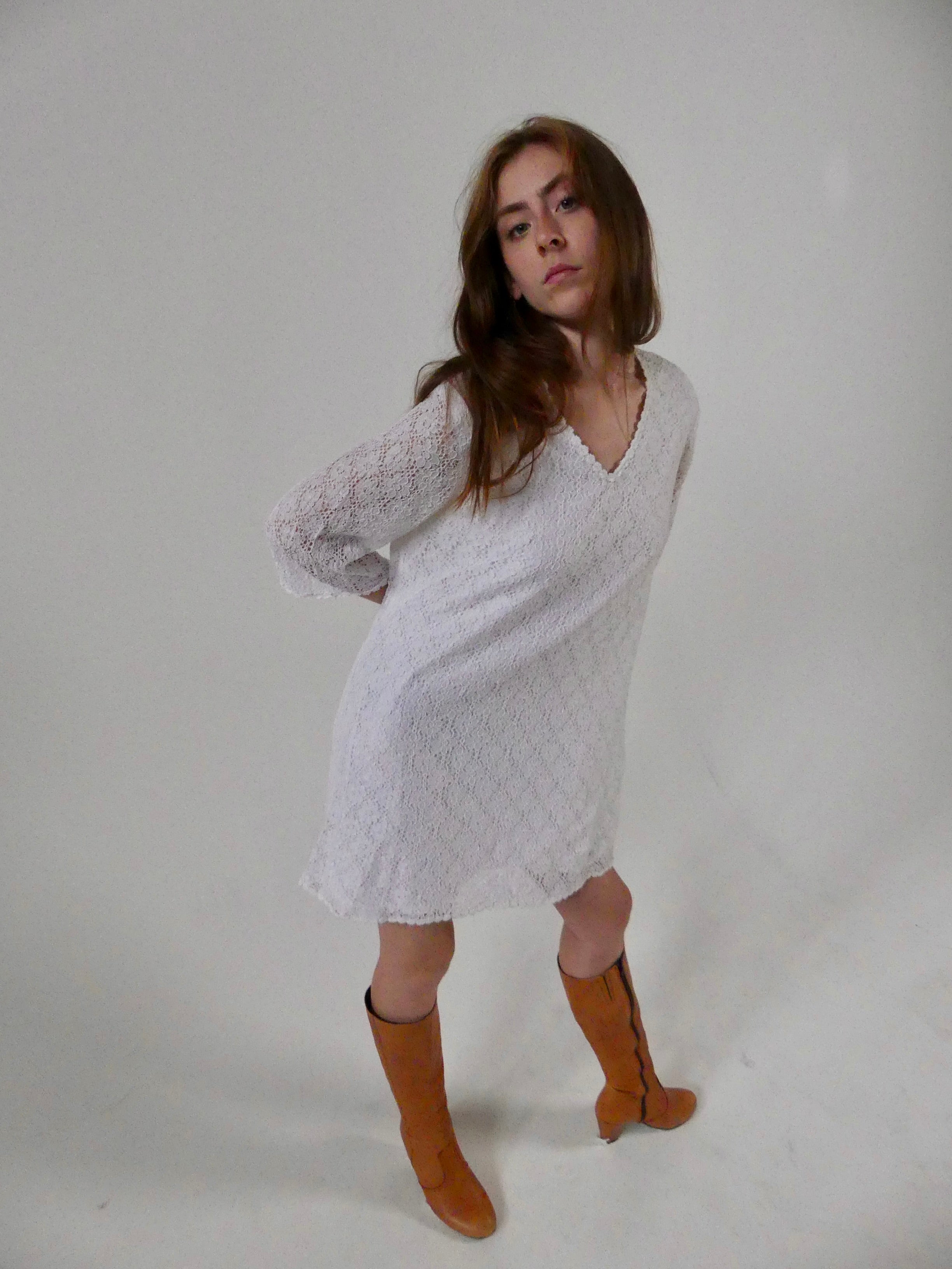 1960s White Lace Mini dress with Daisy Trimmings