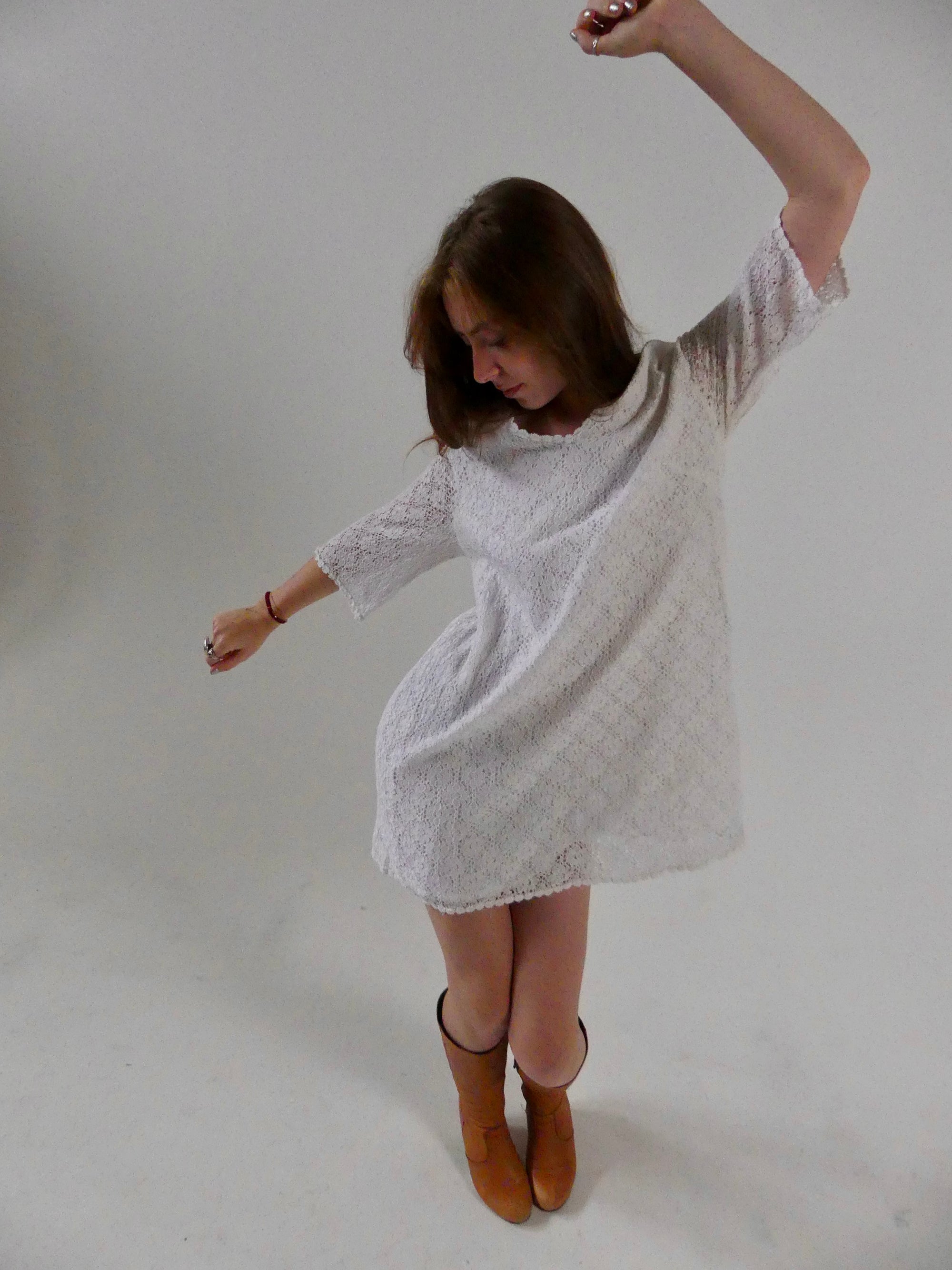 1960s White Lace Mini dress with Daisy Trimmings