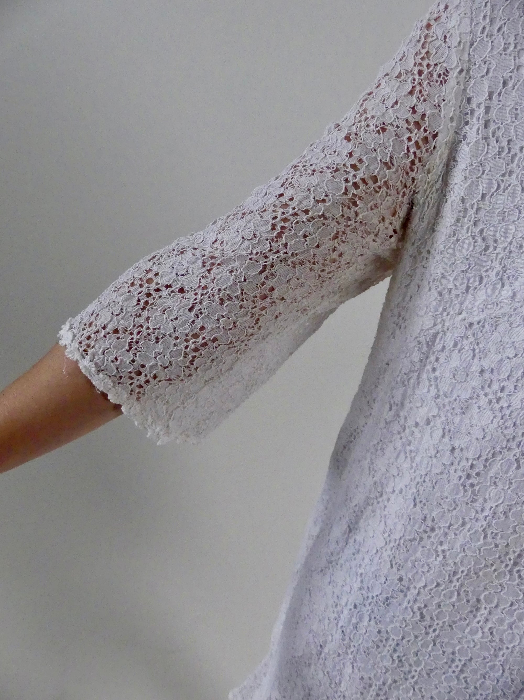 1960s White Lace Mini dress with Daisy Trimmings