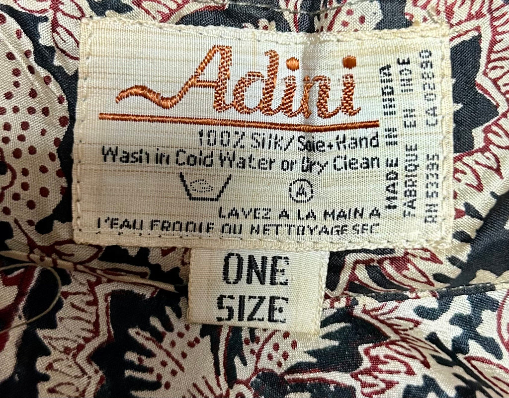 1970er Jahre – Seidenkaftan von Adini